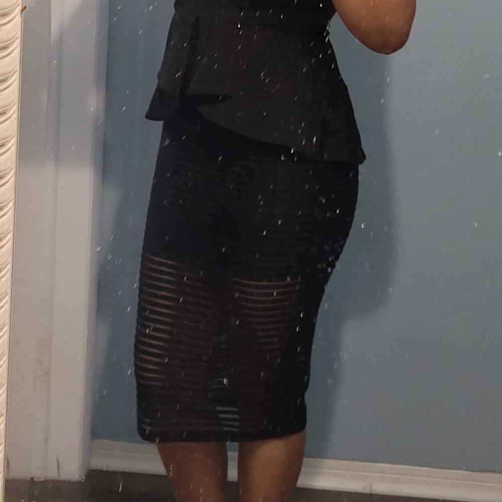 Dress - Picture 3 of 4
